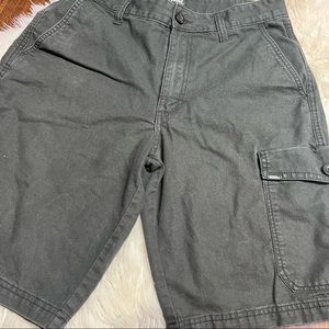 Vans cargo shorts black size 30